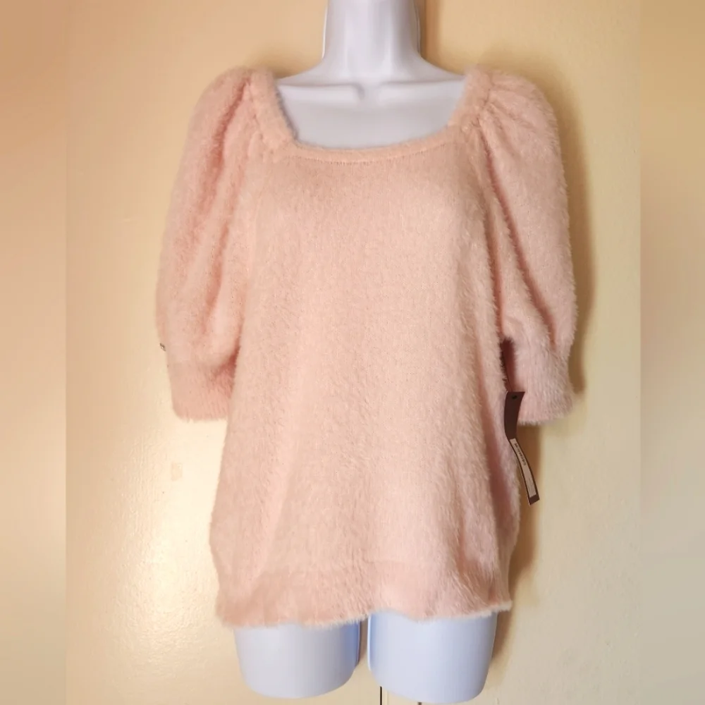 Love Scarlett pink fluffy top - Picture 1 of 10